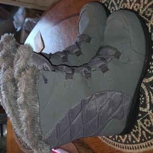 Columbia Women's Winter Boots